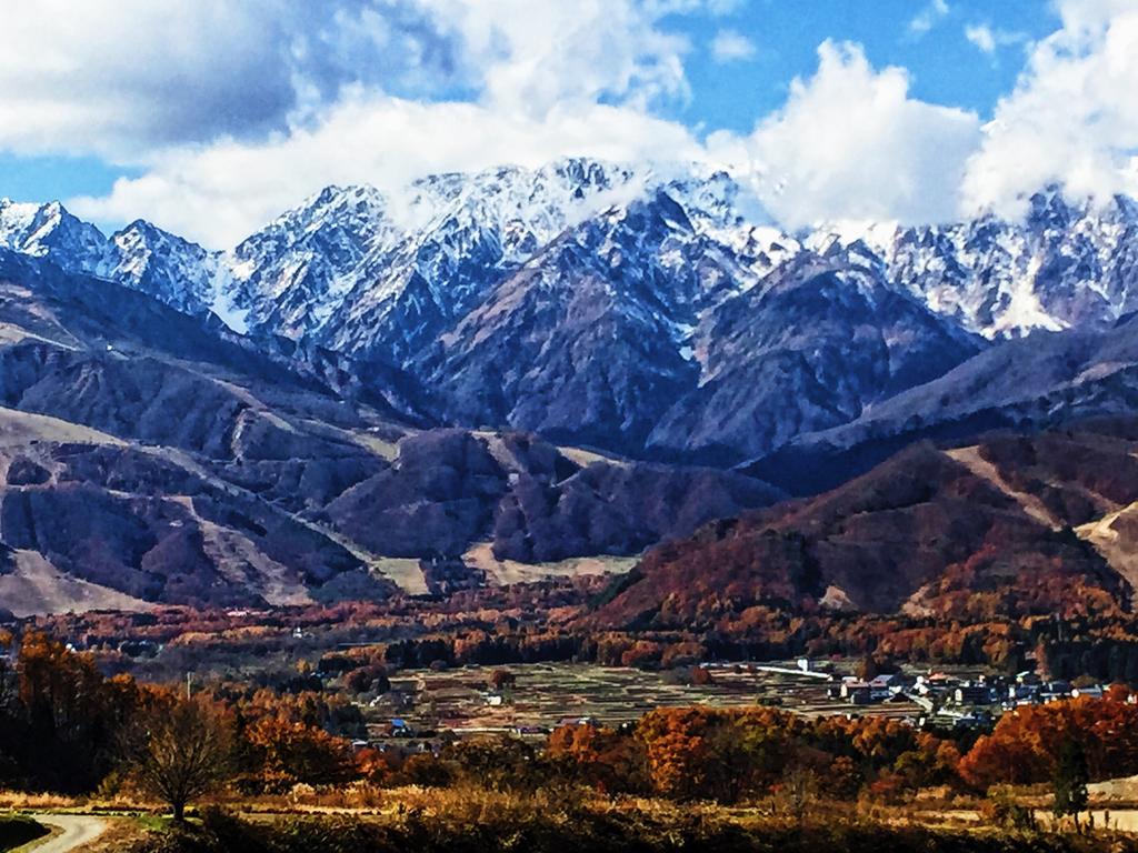 Hakuba Landmark Happo Lodge Exterior photo